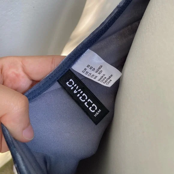 H&M Divided Crushed Velvet Cami - Picture 9 of 9